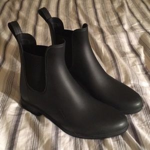Black rain boots